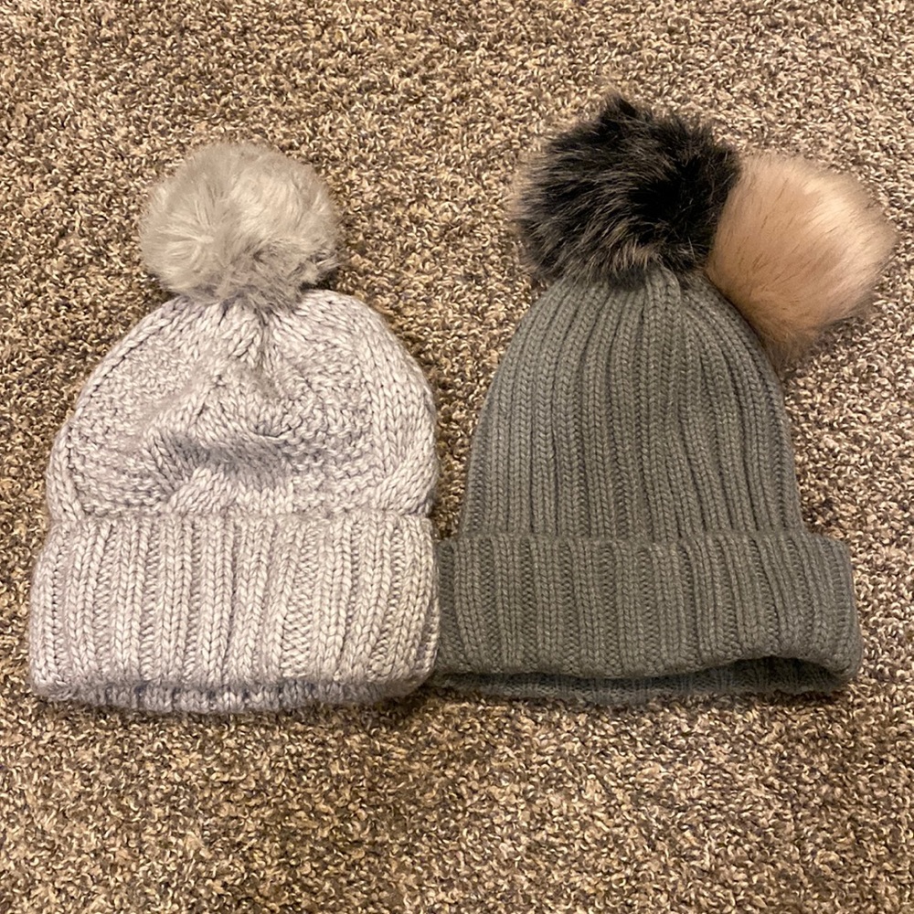 BUNDLE FOR DISCOUNT- Women’s knit beanies bundle one with changeable poms